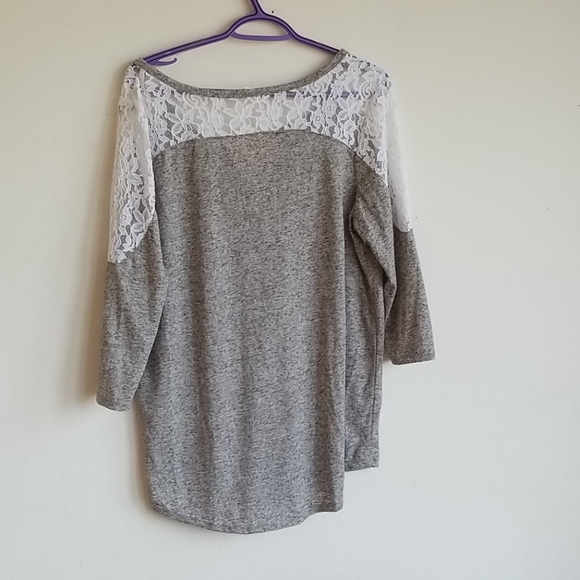 3/4 Sleeve Top - Picture 5 of 5